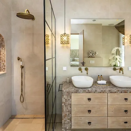 Avalon - Bedzy Luxury Vila Almancil